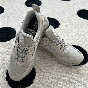 NWOT New Balance 997H Off White Tonal Sneakers
